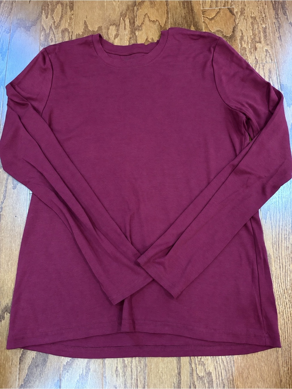 Eddie Bauer Wine Long Sleeve Stretch Crewneck Top Size Large